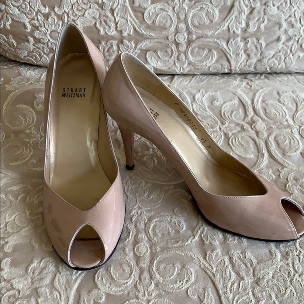 Stuart Weitzman Nude Patent Leather Heels